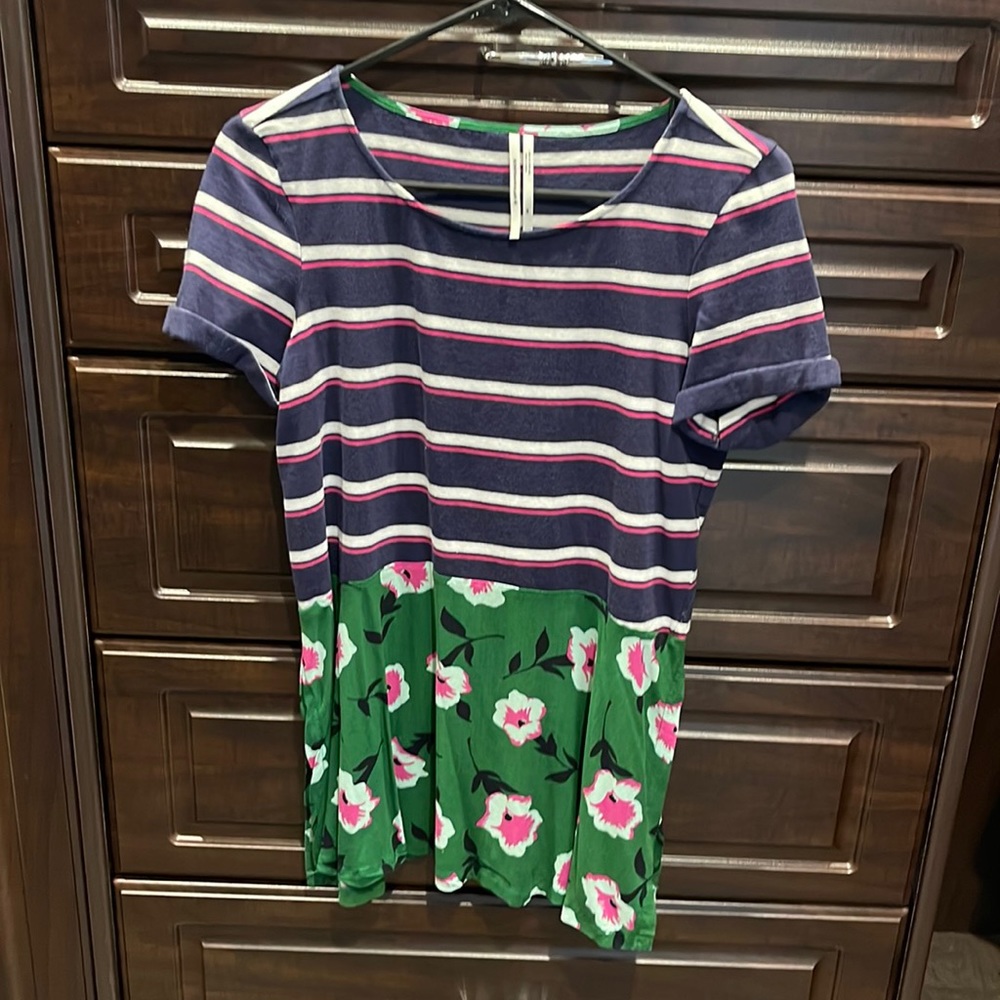 Anthropology top- worn 1x